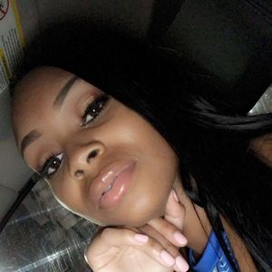 Meet your Posher, Dazane